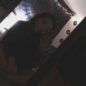 Meet your Posher, Carli